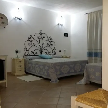 Mare Isole Bed & Breakfast 3*