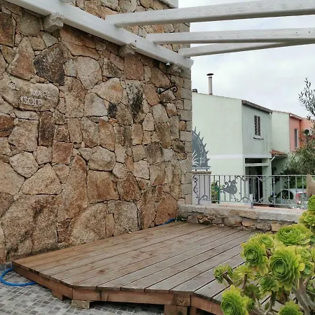 Couette-café Mare Isole 3*
